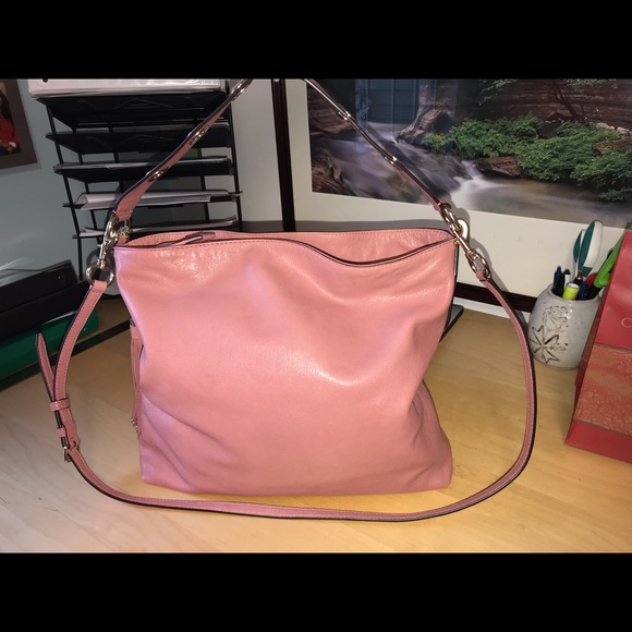 Michael Kors purse - Picture 1 of 5
